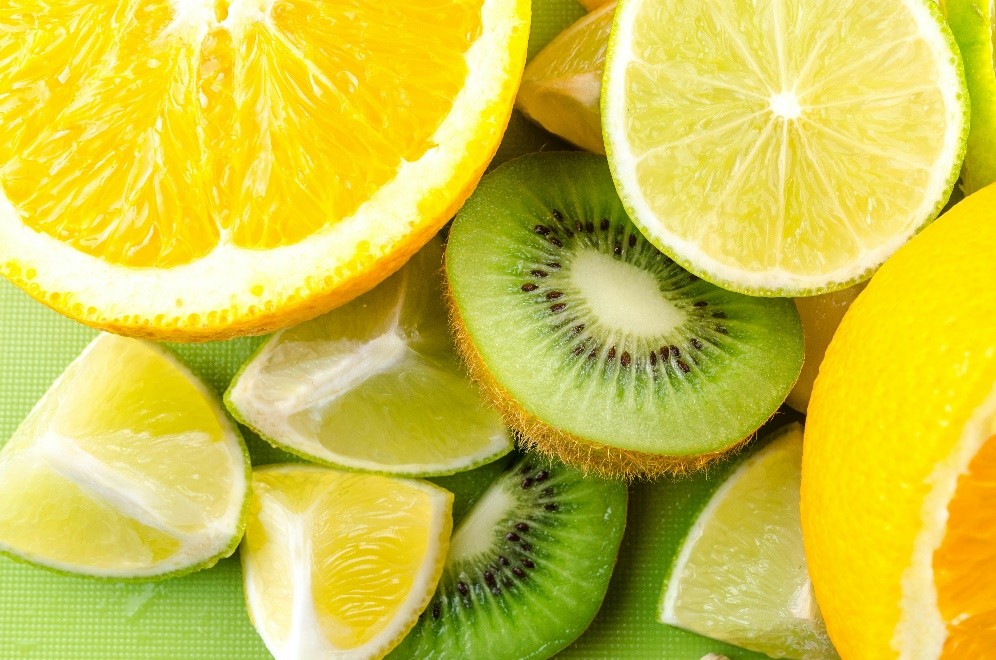 Sliced citrusy fruits